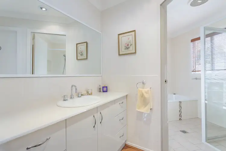 Sixth view of Homely house listing, 2 Stanthorpe Drive, Kanahooka NSW 2530