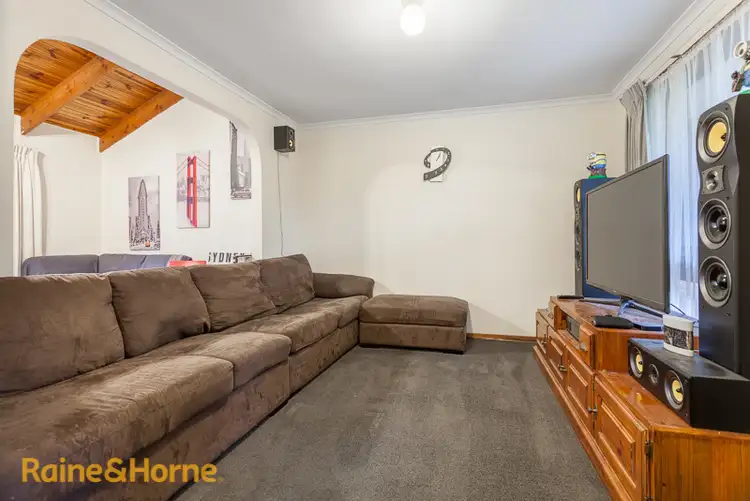 Fourth view of Homely unit listing, 1/1 Timins Street, Sunbury VIC 3429