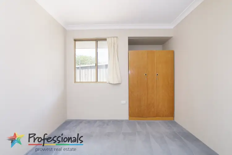 Seventh view of Homely house listing, 6B Knott Court, Camillo WA 6111