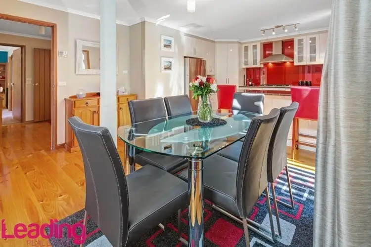 Fifth view of Homely house listing, 40 Aldridge Drive, Sunbury VIC 3429