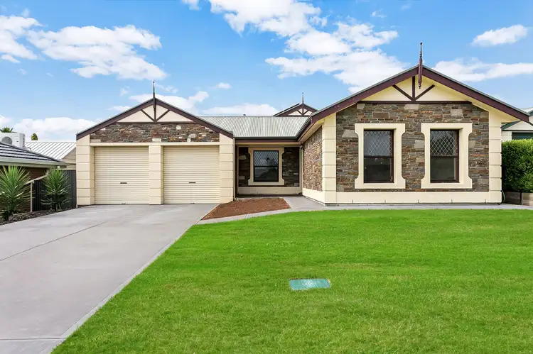 4 Mildara Close, Woodcroft SA 5162