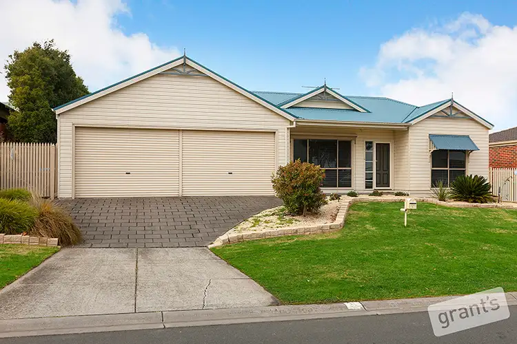 5 Hillandale Rise, Berwick VIC 3806
