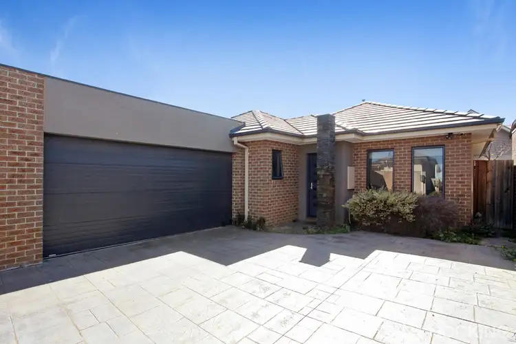 2/30 Clyde Street, Newport VIC 3015