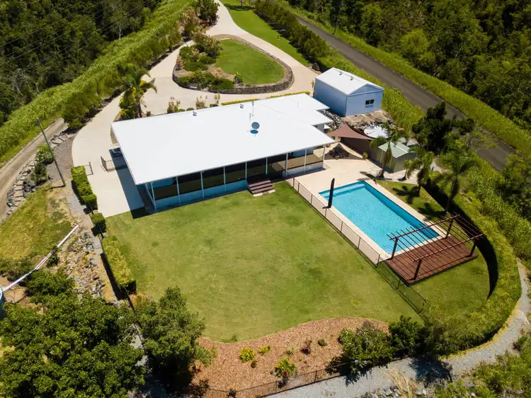 71 Moon Crescent, Sugarloaf QLD 4800