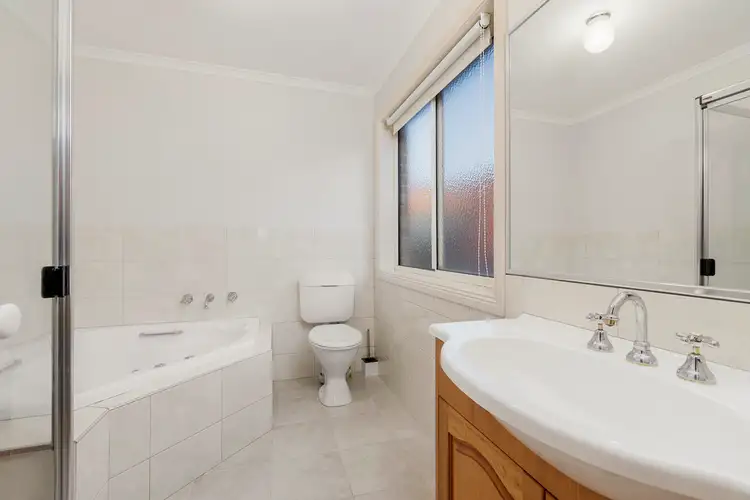 Sixth view of Homely house listing, 6 Montvale Mews, Mount Waverley VIC 3149