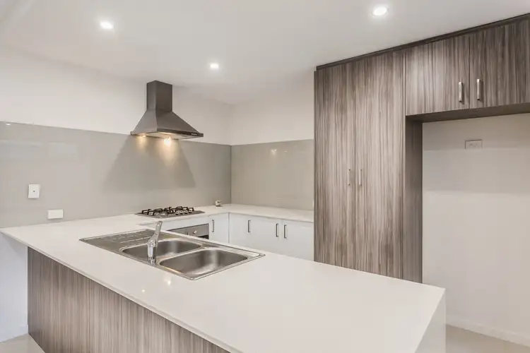 Fifth view of Homely house listing, 5/74 Frederick Road, Hamilton Hill WA 6163