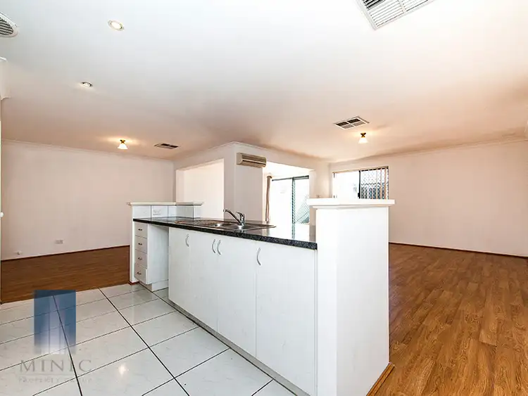 Fifth view of Homely house listing, 2 Bramley Way, Bibra Lake WA 6163