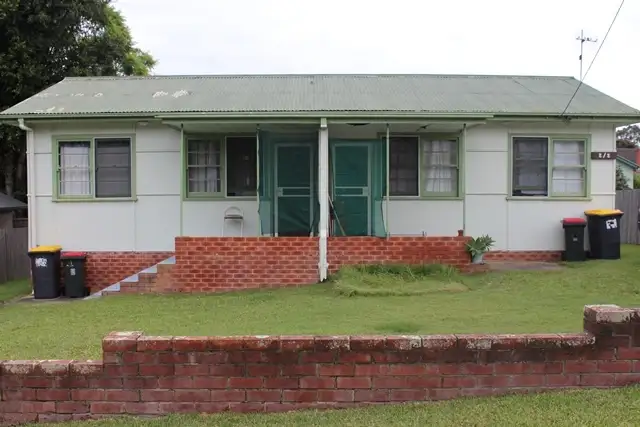 2 Lynburn Avenue, Bomaderry NSW 2541