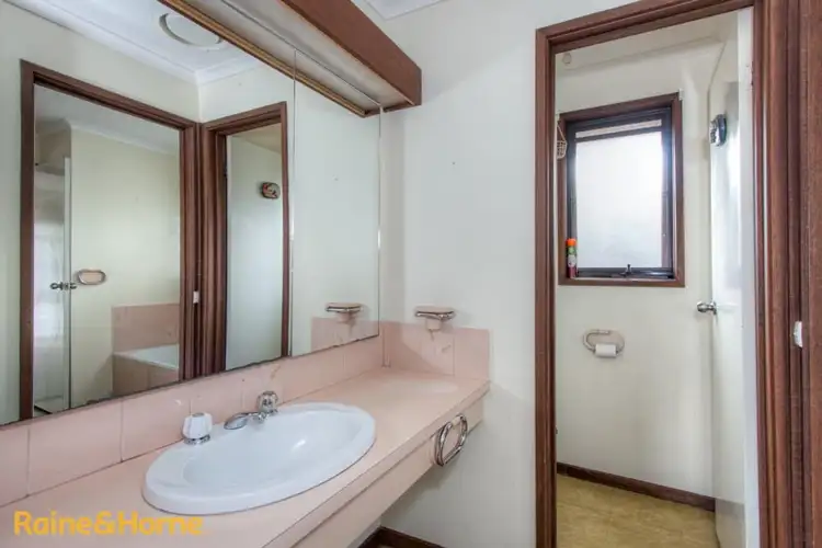 Sixth view of Homely house listing, 9 Chifley Court, Sunbury VIC 3429