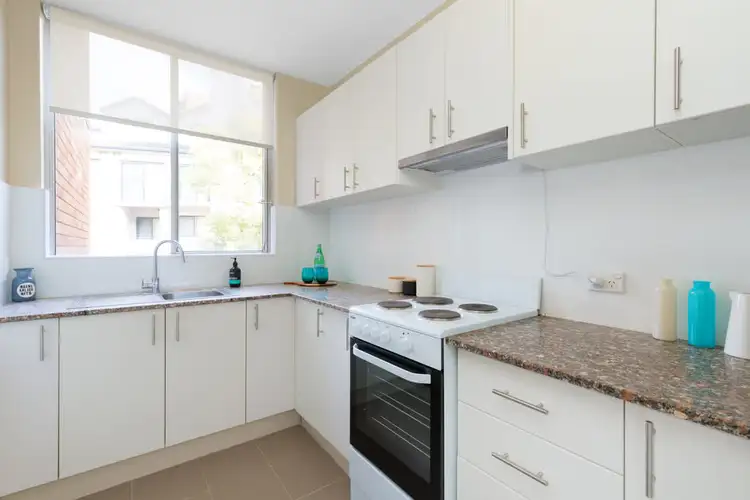 Third view of Homely apartment listing, 4/34-36 Sinclair Street, Wollstonecraft NSW 2065