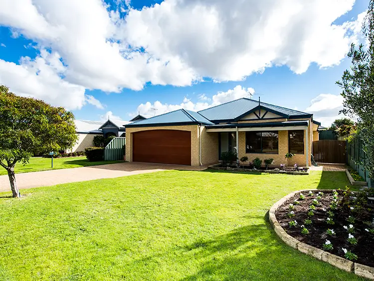 45 Foxton Boulevard, High Wycombe WA 6057