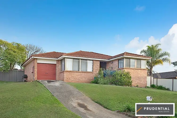 18 Jarndyce Avenue, Ambarvale NSW 2560
