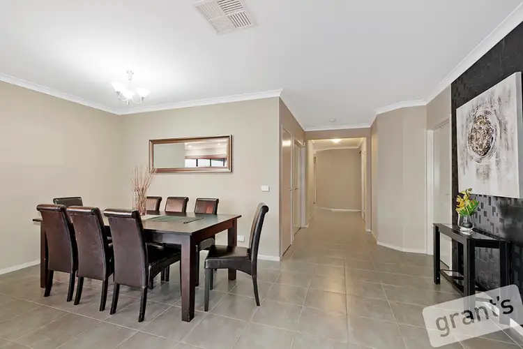 Sixth view of Homely house listing, 8 Perry Circuit, Cranbourne North VIC 3977