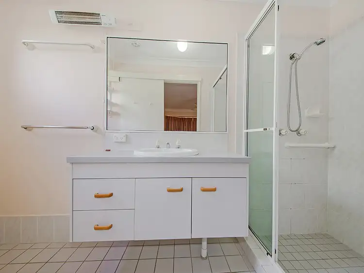 Sixth view of Homely house listing, 4 Clifford Crt, Capalaba QLD 4157