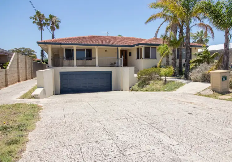 38 Wavelea Street, Safety Bay WA 6169