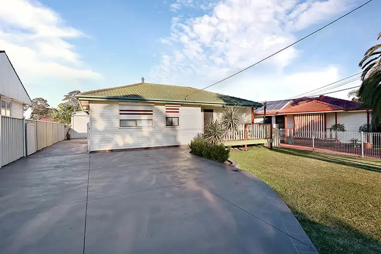 13 Dundee Street, Sadleir NSW 2168