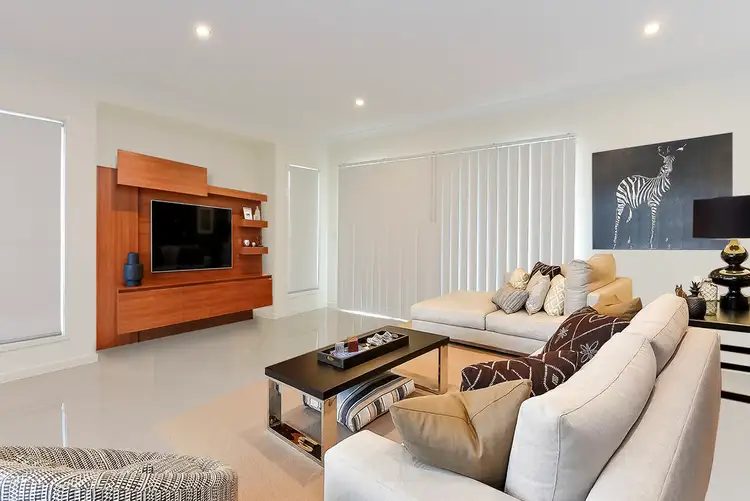 Fifth view of Homely house listing, 28 Jacaranda Cres, Drewvale QLD 4116