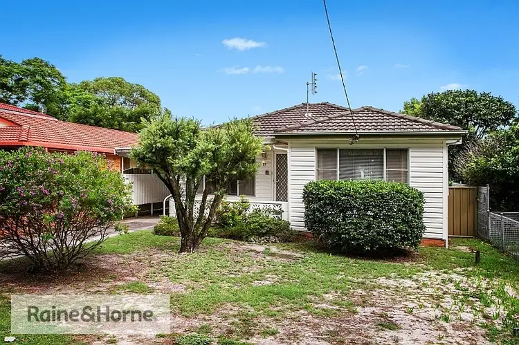 17 Commonwealth Avenue, Blackwall NSW 2256