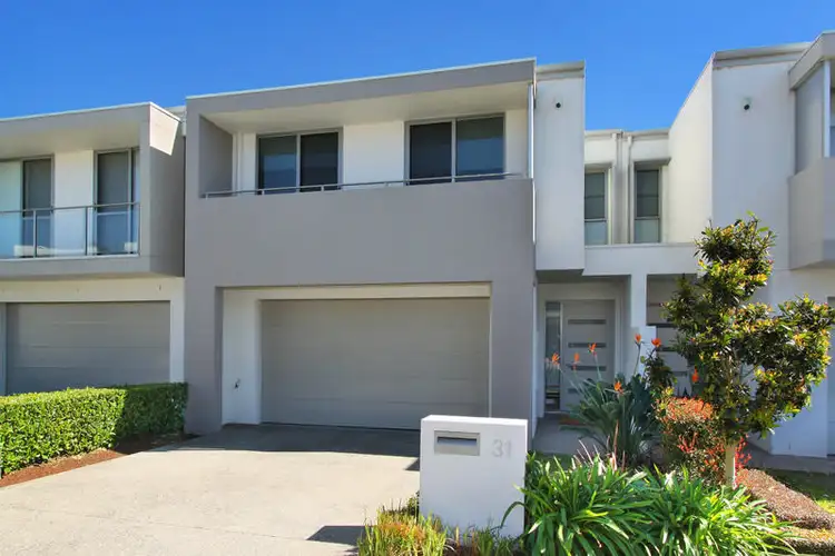 31 Central Park Avenue, Baulkham Hills NSW 2153