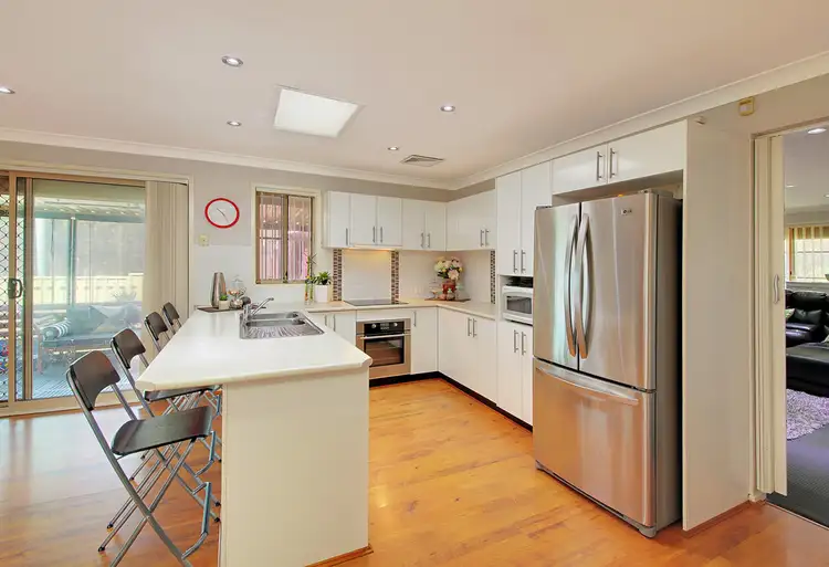 16 Kingfisher Place, Glendenning NSW 2761