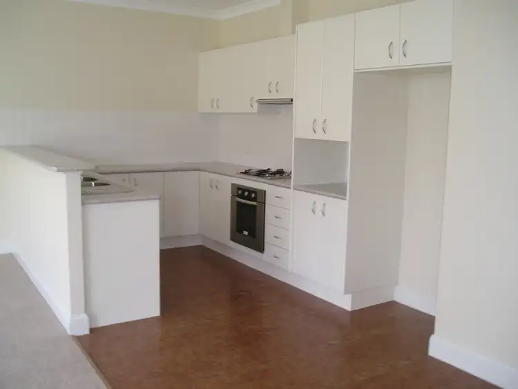 Fifth view of Homely unit listing, 11 /55 Brilliant Street, Bathurst NSW 2795