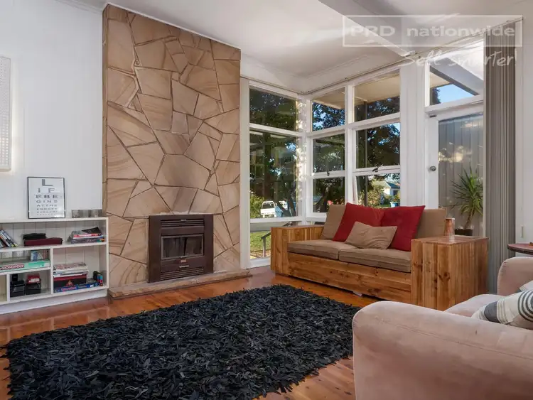 12 Killara Avenue, Mount Austin NSW 2650