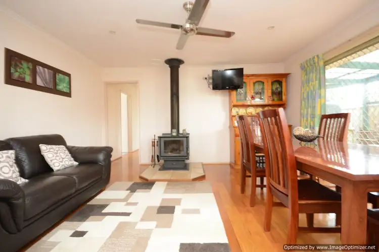Seventh view of Homely house listing, 27-28 Callistemon Court, Lucknow VIC 3875