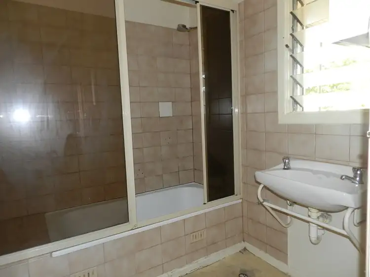 Fifth view of Homely house listing, 11 Trenaman Crescent, Berri SA 5343