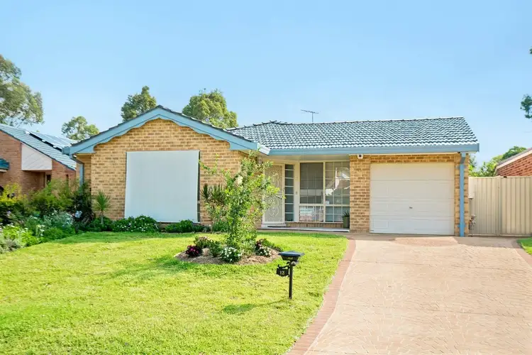13 Glengyle Court, Wattle Grove NSW 2173