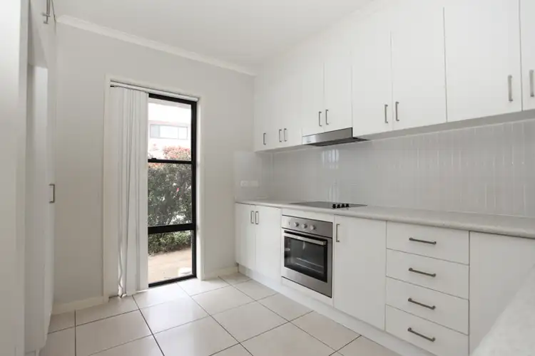 4/7 Bilgola Place, Blacks Beach QLD 4740