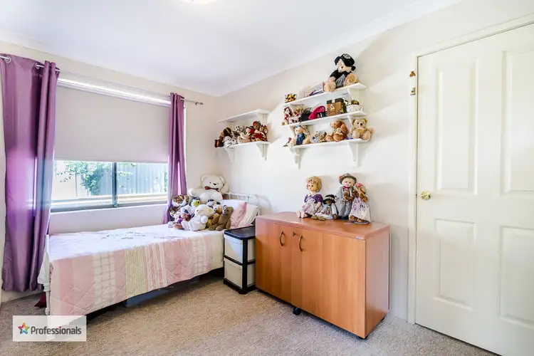 Fifth view of Homely house listing, 17 Onyx Road, Mount Richon WA 6112