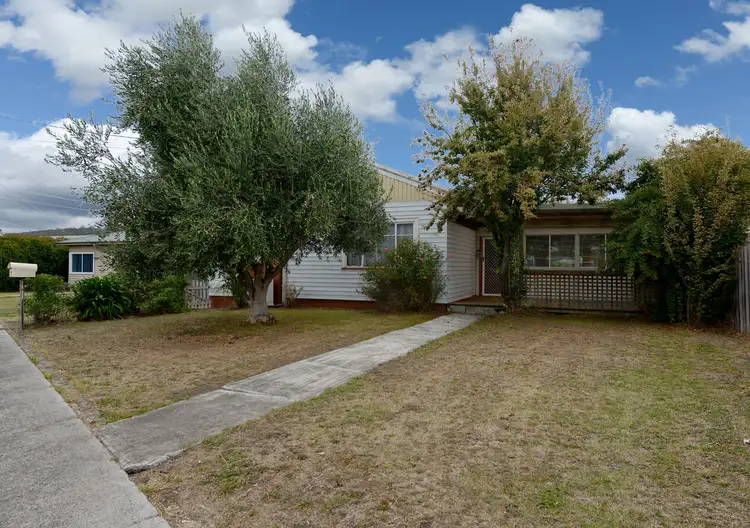 16 Culloden Avenue, Lutana TAS 7009