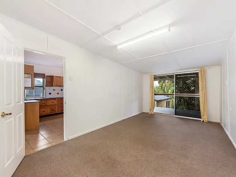 Seventh view of Homely house listing, 8 William Street, Blackstone QLD 4304
