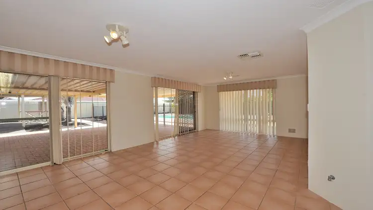Seventh view of Homely house listing, 15 Silvertop Circle, Warnbro WA 6169