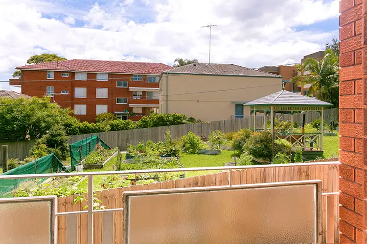 Third view of Homely apartment listing, 7/115 Queenscliff Road, Queenscliff NSW 2096