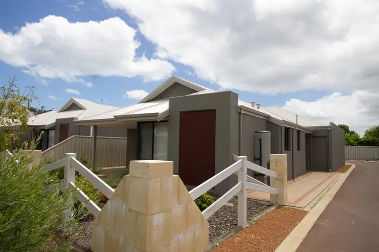 319 D Old Coast Road, Australind WA 6233