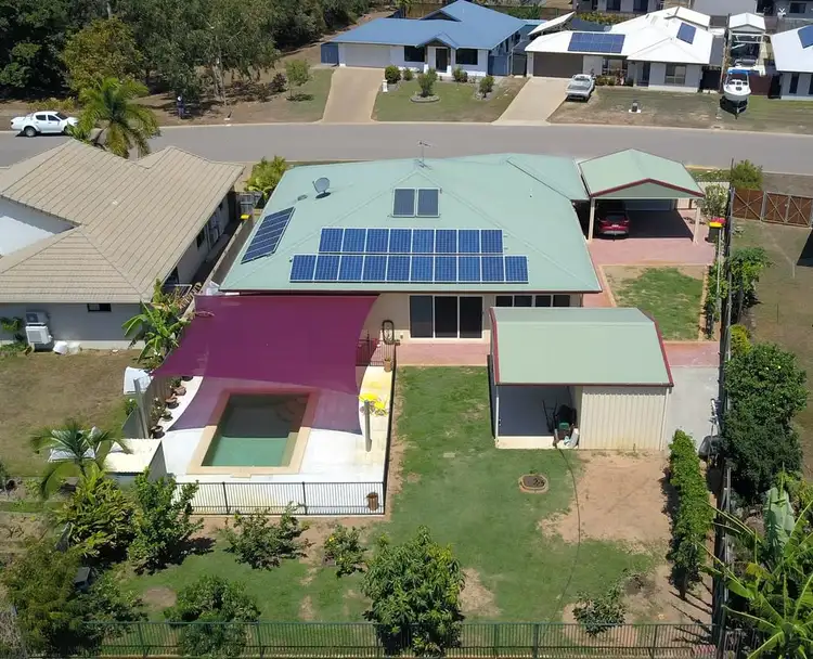 27 Daintree Drive, Bushland Beach QLD 4818