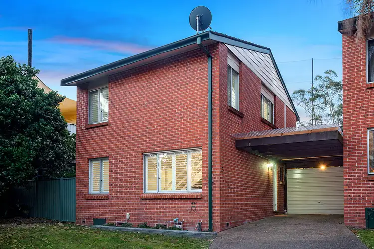 13/2 Stuart Avenue, Normanhurst NSW 2076