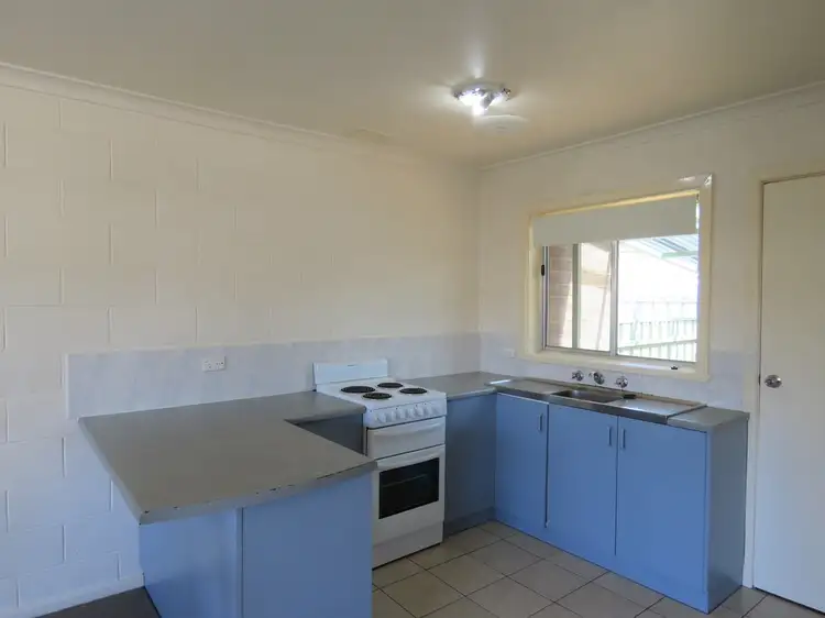 Fourth view of Homely unit listing, 5/450 Kotthoff Street, Lavington NSW 2641