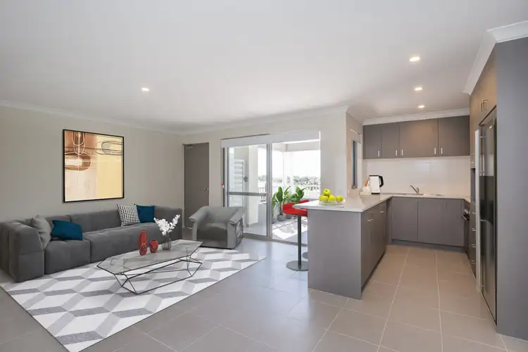 5/8 Peppering Way, Westminster WA 6061