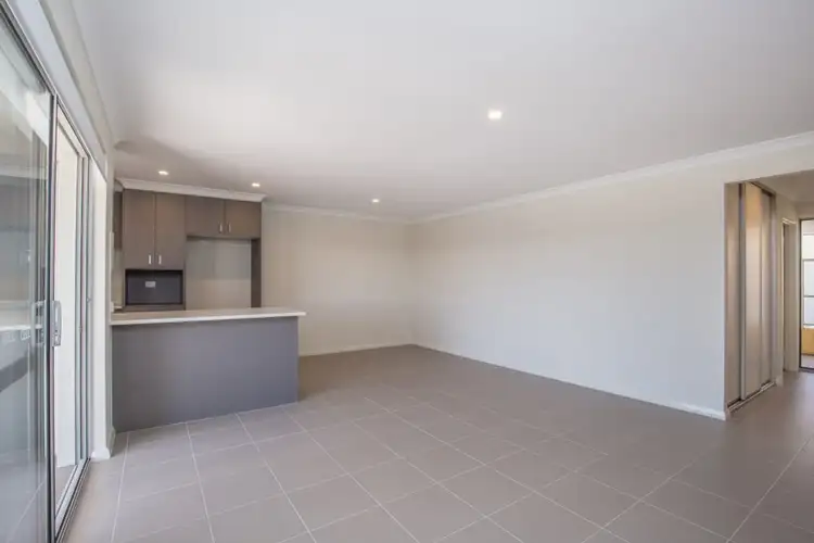 Sixth view of Homely apartment listing, 5/8 Peppering Way, Westminster WA 6061