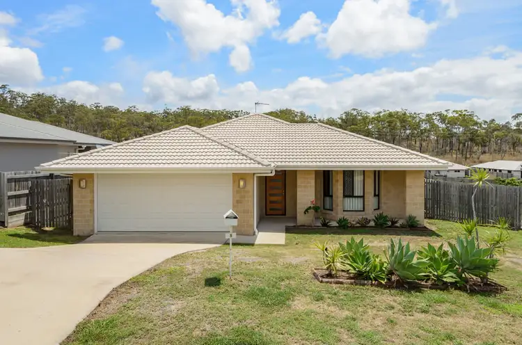 5 Takoko Place, Kirkwood QLD 4680