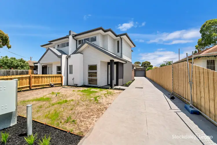 2/22 Williams Road, Laverton VIC 3028