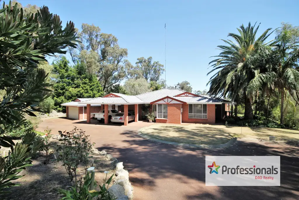 Main view of Homely house listing, 5 Pyrenee Place, Leschenault WA 6233