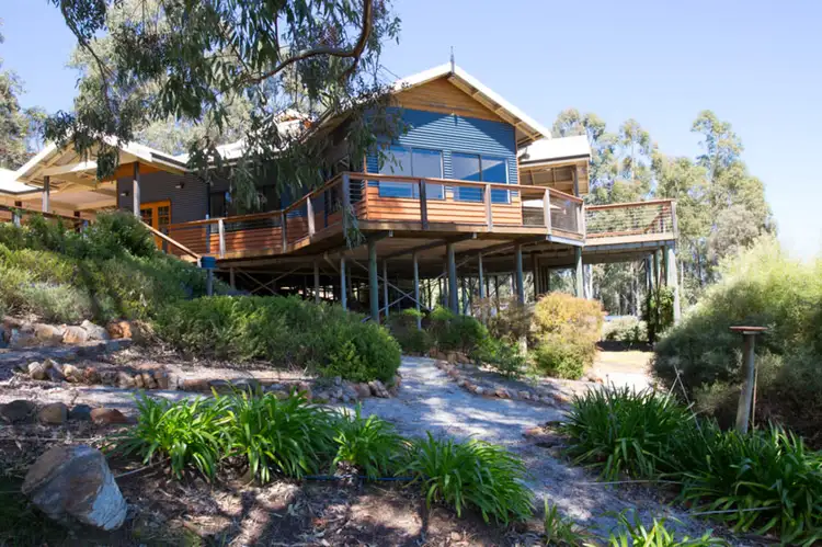 38 Nickajack Place, Kangaroo Gully WA 6255