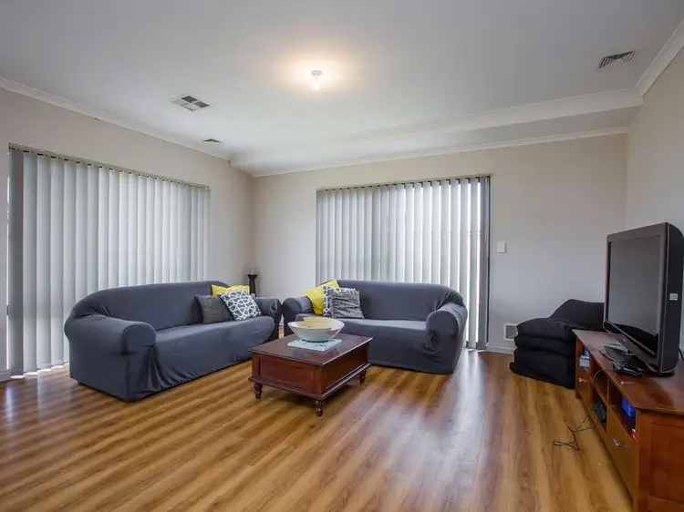 Fourth view of Homely house listing, 2 Apsley Circle, Millbridge WA 6232