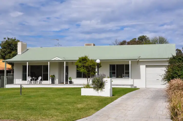 Main view of Homely house listing, 206 VICTORIA STREET, Deniliquin NSW 2710
