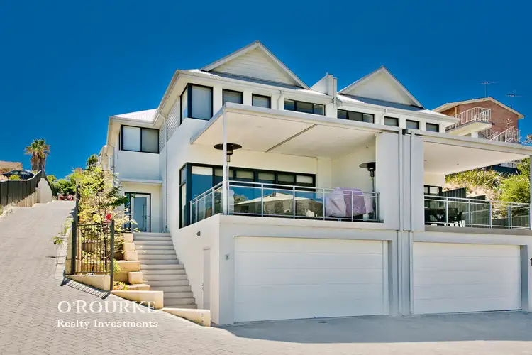 2/22 Pearl Parade, Scarborough WA 6019