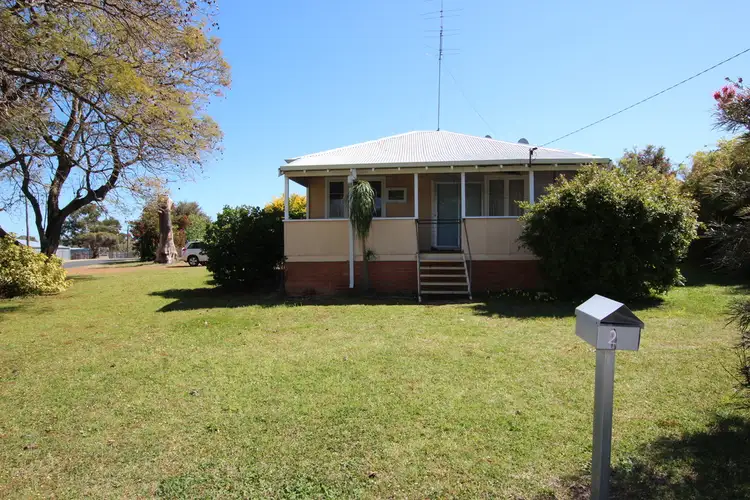 2 Green Street, Waroona WA 6215