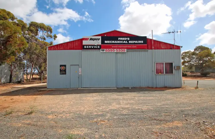 15 Industry Road, Paringa SA 5340